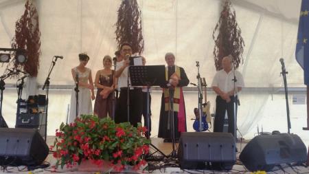 Na 19. tradicionalni prireditvi Pozdrav jeseni ob prazniku Marijinega vnebovzetja, veselo druženje Prlekov, Prekmurcev in Medžimurcev 14